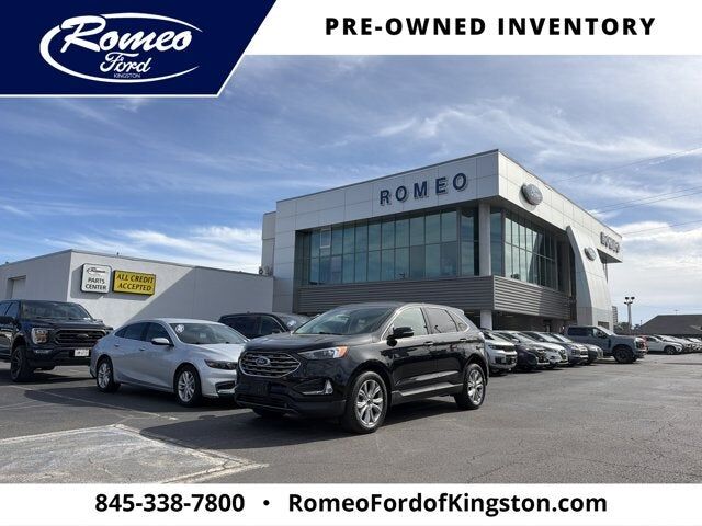 2023 FORD Edge
