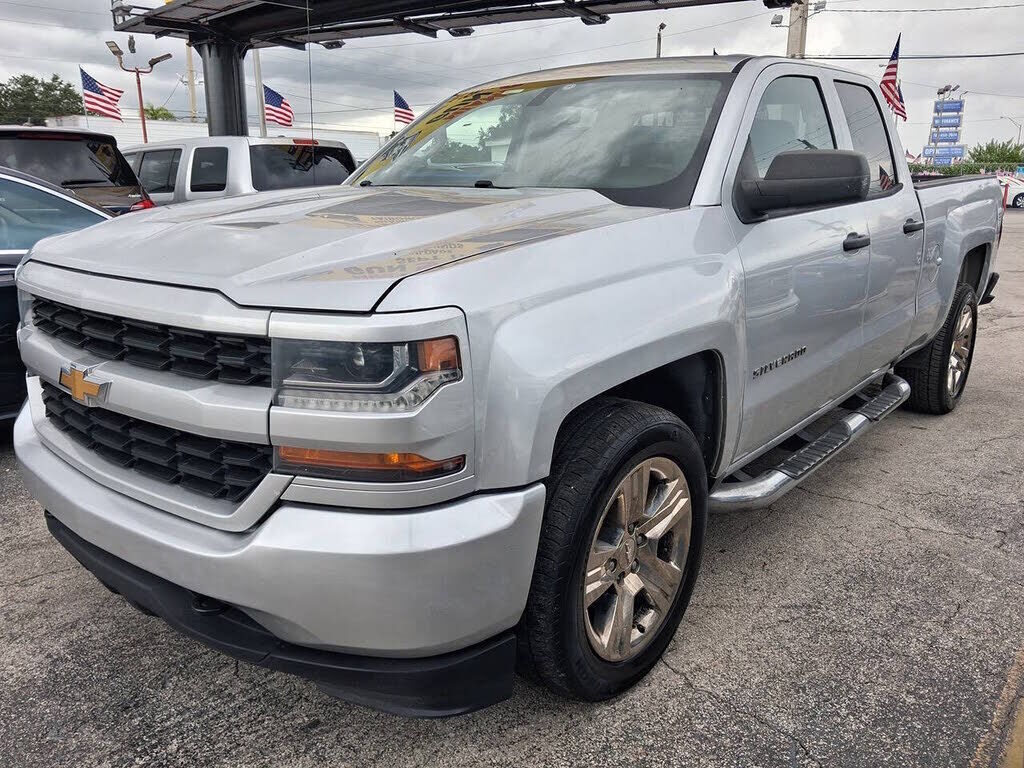 2017 CHEVROLET Silverado