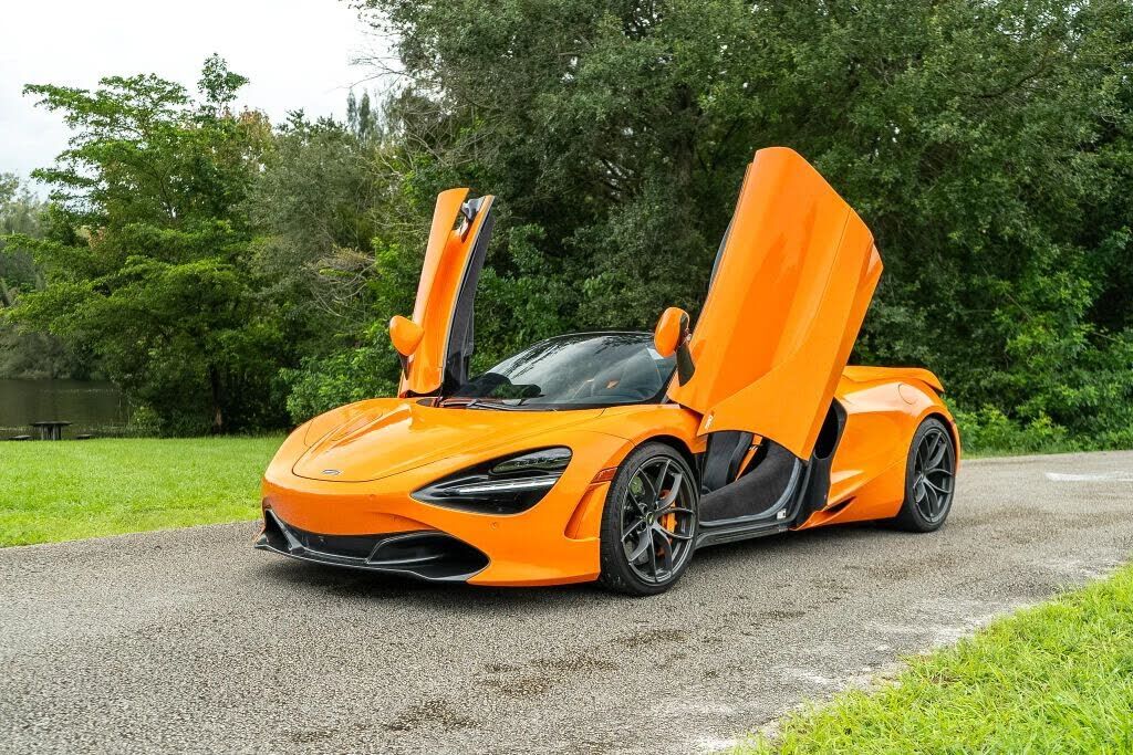 2022 MCLAREN 720S