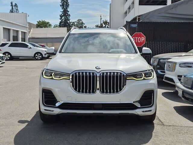 2020 BMW X7