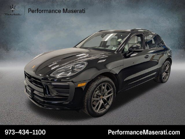 2024 PORSCHE Macan