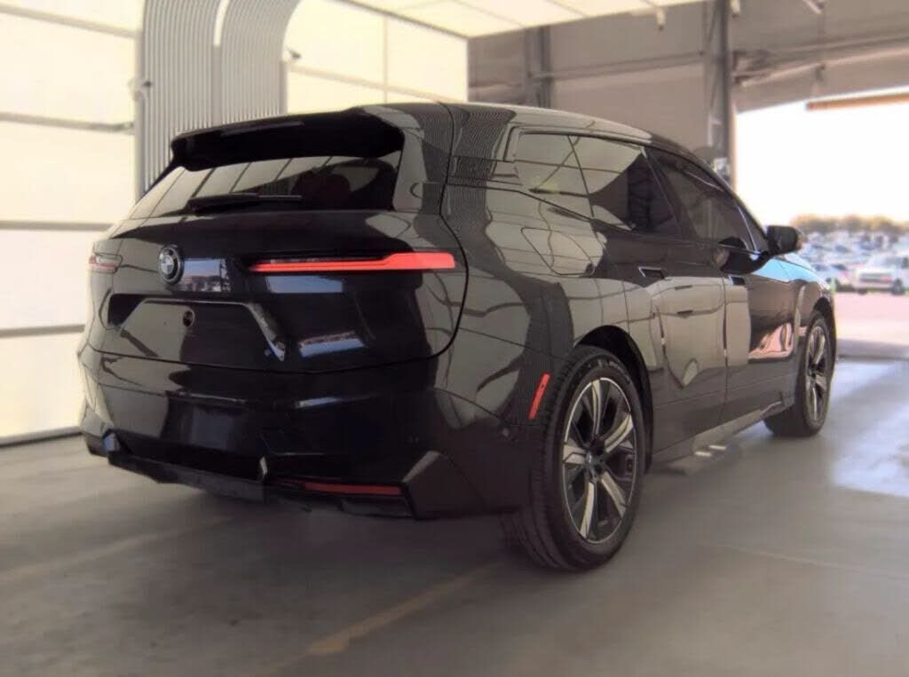 2024 BMW iX