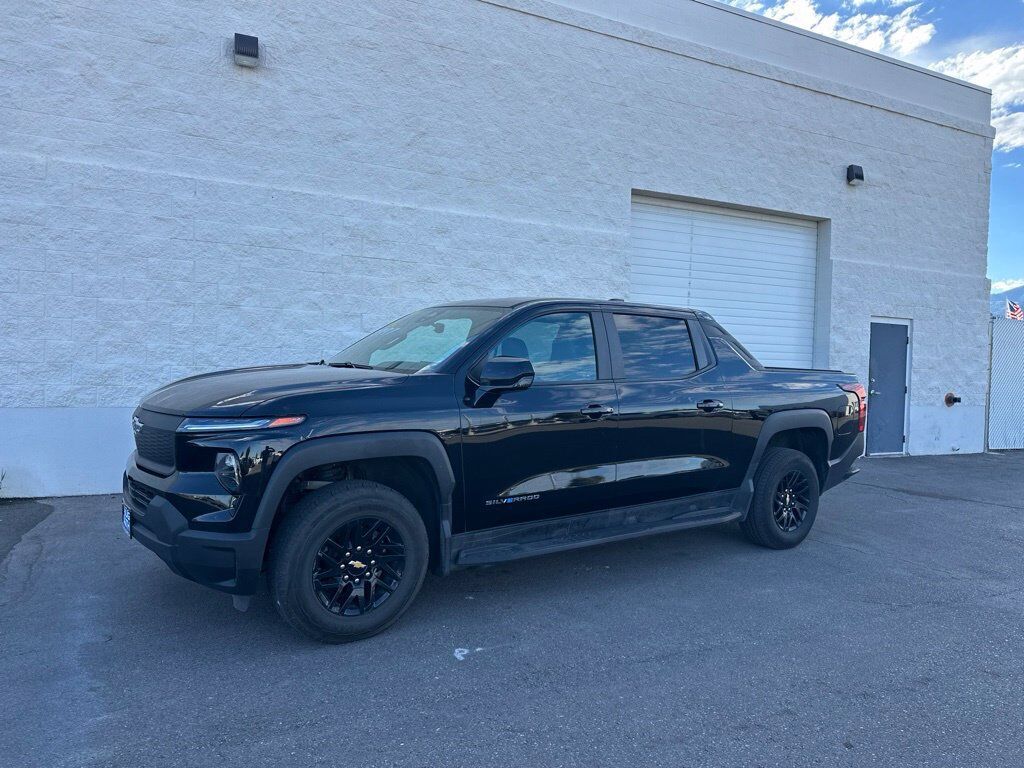 2024 CHEVROLET Silverado EV