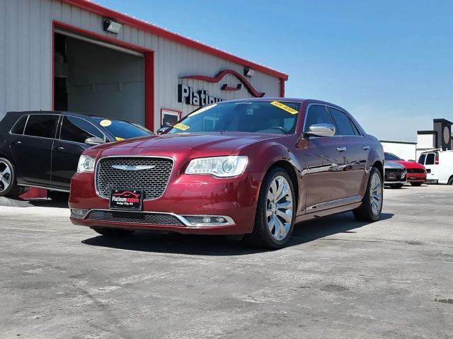 2019 CHRYSLER 300
