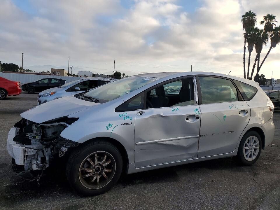 2014 TOYOTA Prius