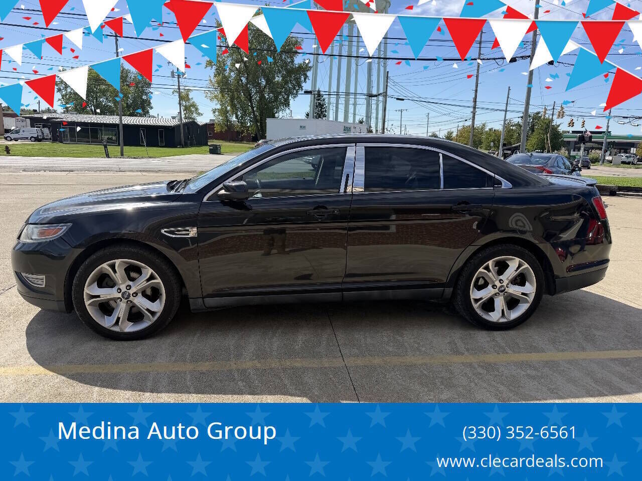 2011 FORD Taurus