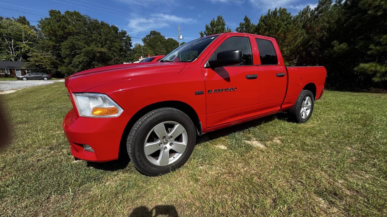 2012 DODGE Ram