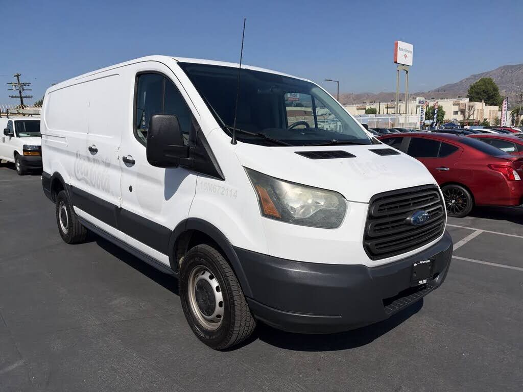 2015 FORD Transit