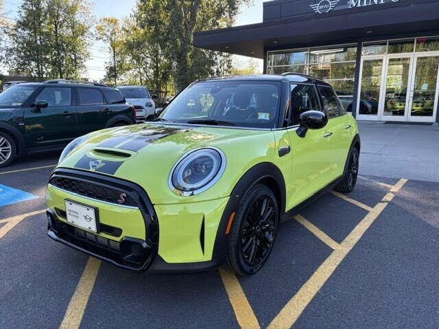2024 MINI Hardtop