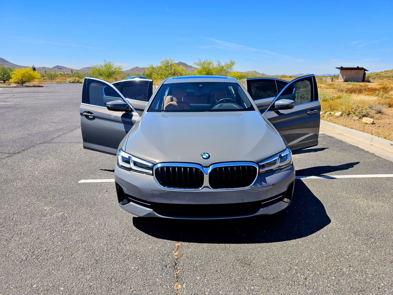 2022 BMW 530i