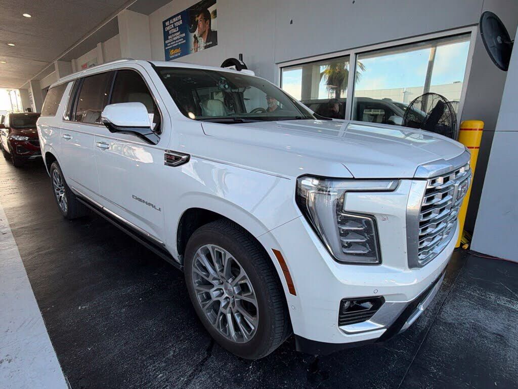 2025 GMC Yukon XL