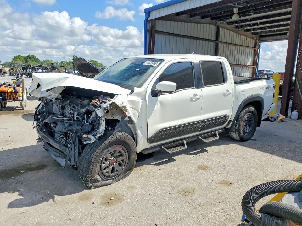 2025 NISSAN Frontier
