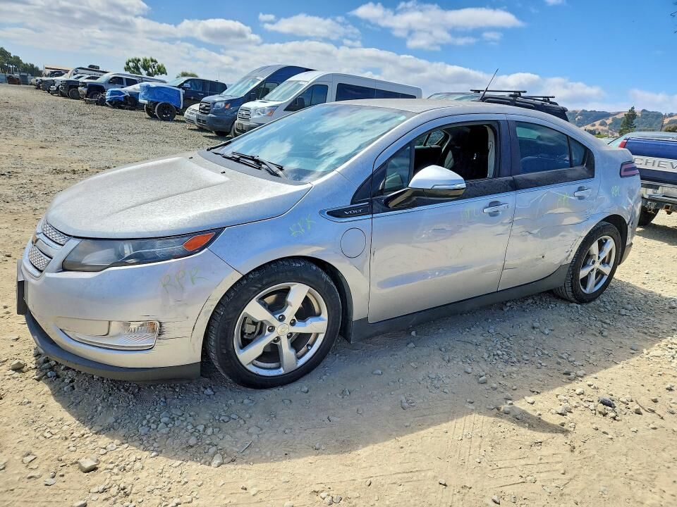 2014 CHEVROLET Volt