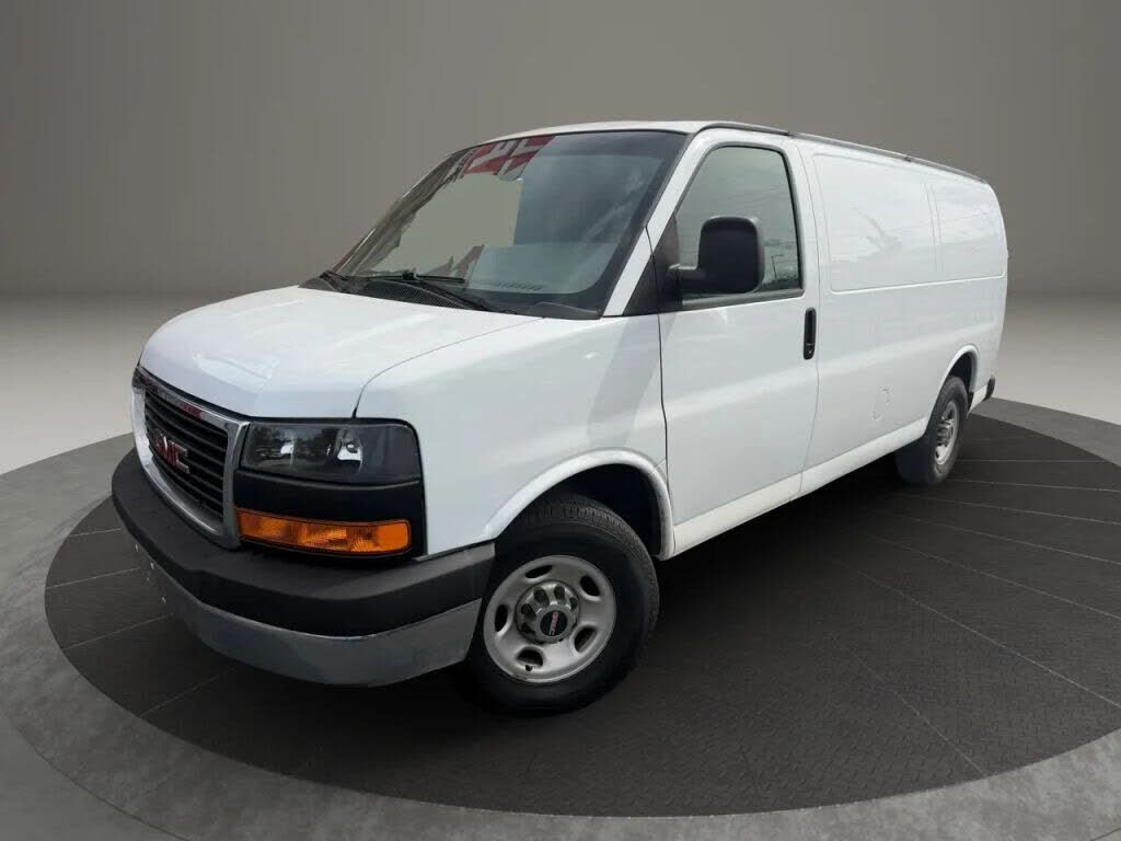 2013 GMC Savana