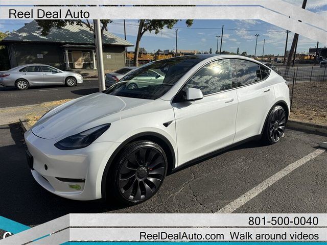 2025 TESLA Model Y