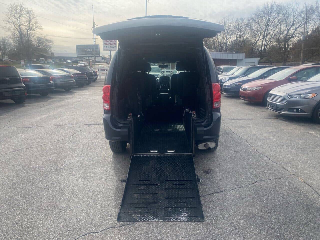 2013 DODGE Grand Caravan