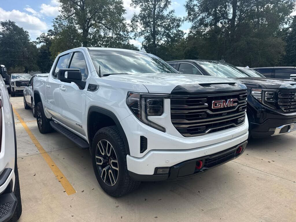 2025 GMC Sierra