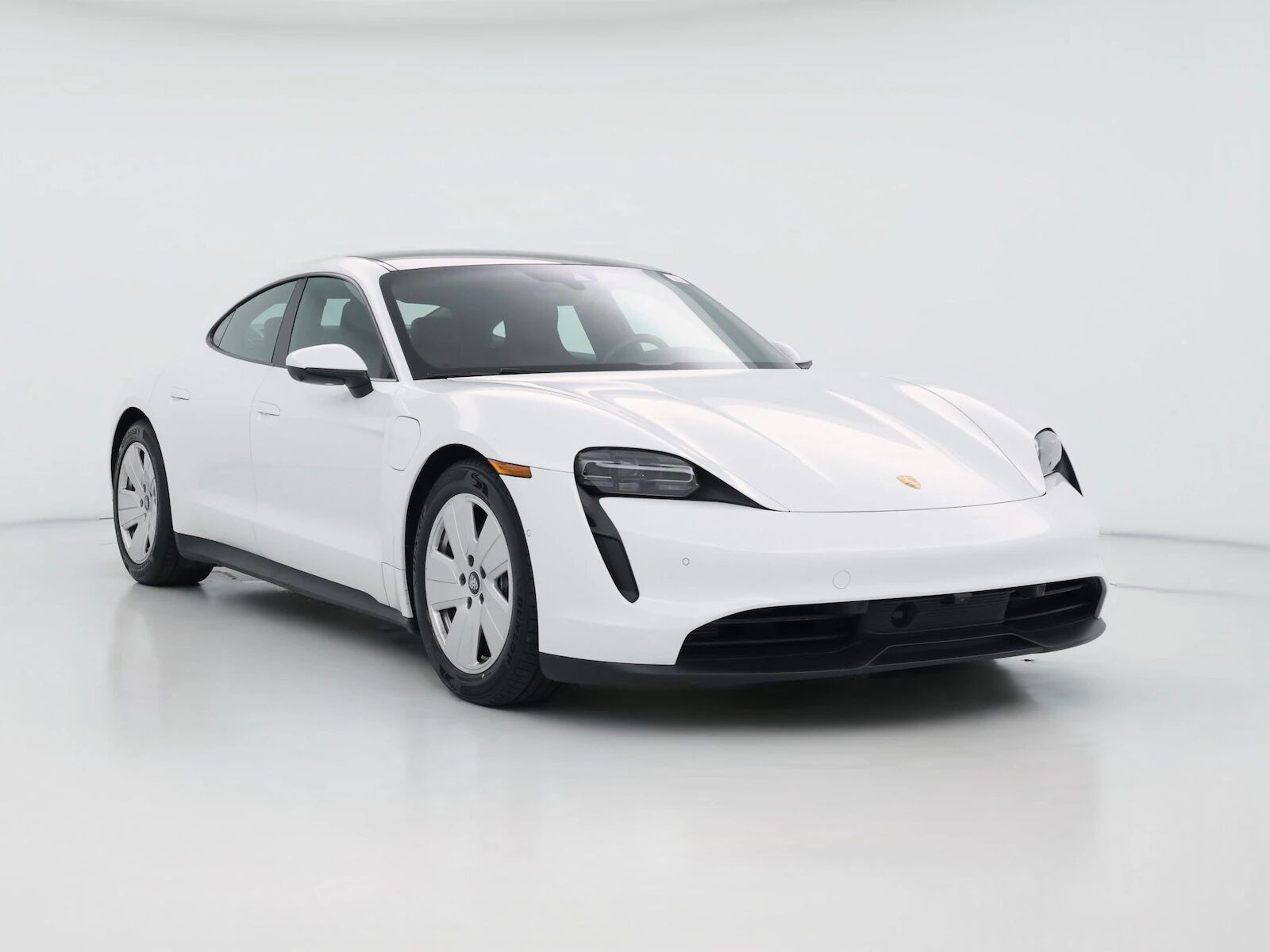 2022 PORSCHE Taycan