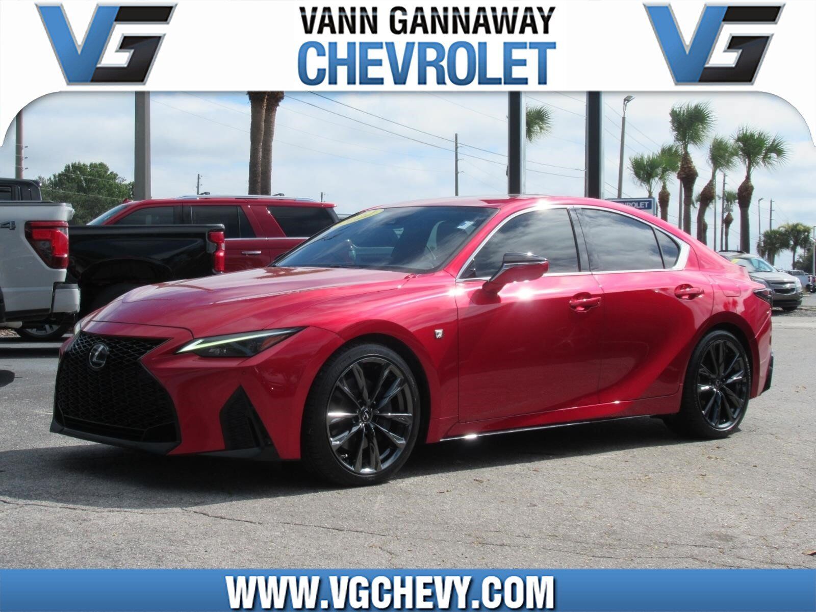 2022 LEXUS IS