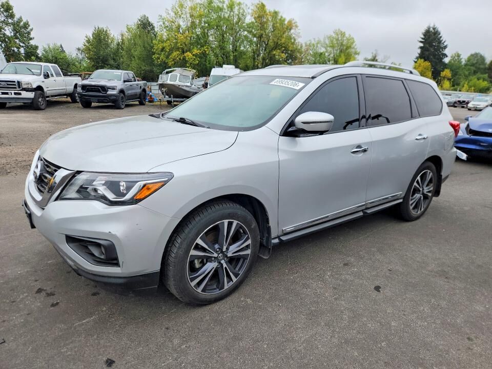 2017 NISSAN Pathfinder