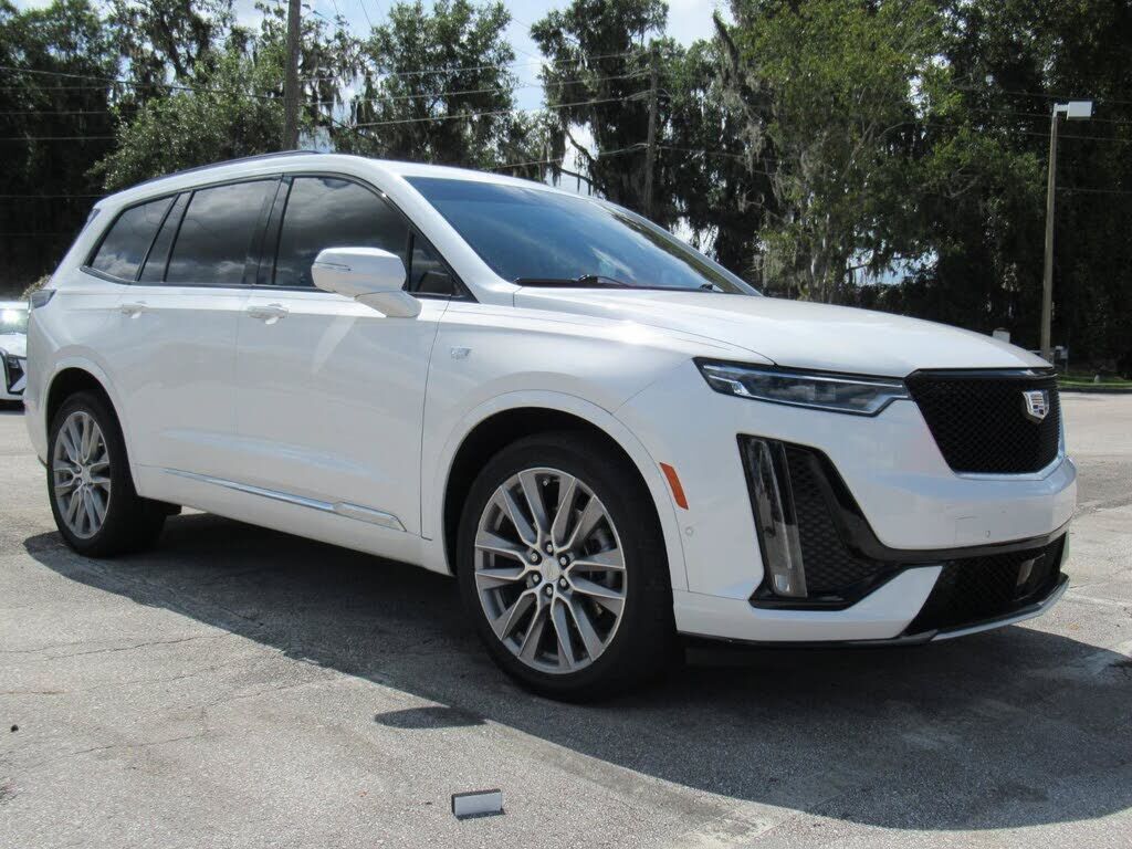 2021 CADILLAC XT6