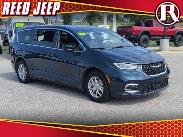 2025 CHRYSLER Pacifica