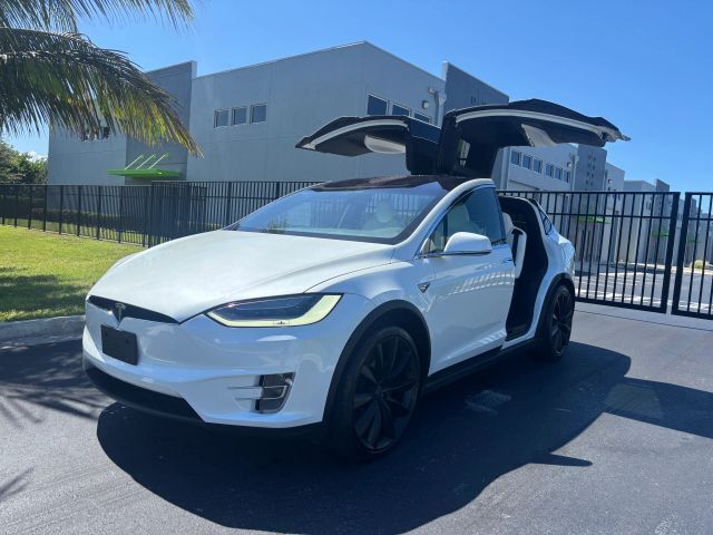 2020 TESLA Model X