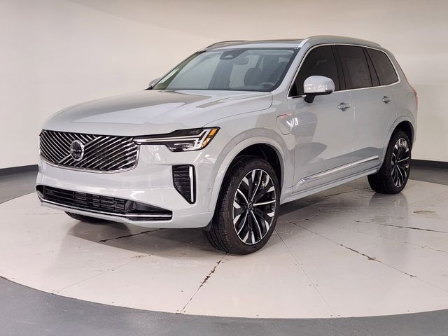2025 VOLVO XC90