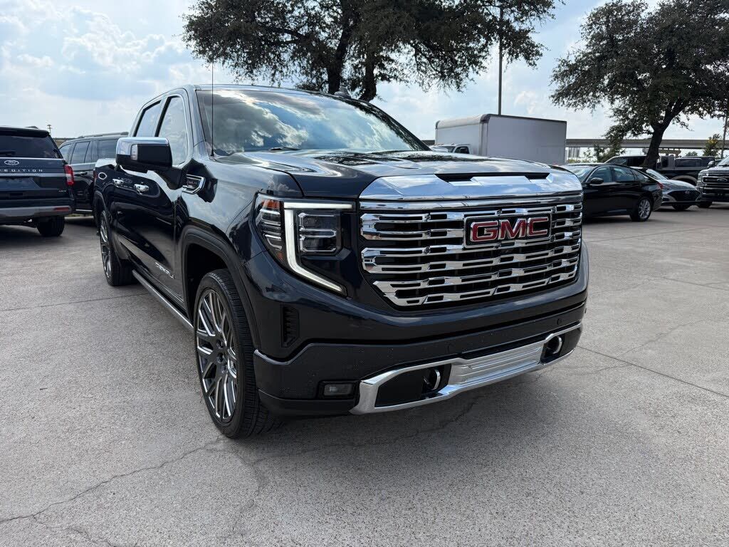 2023 GMC Sierra