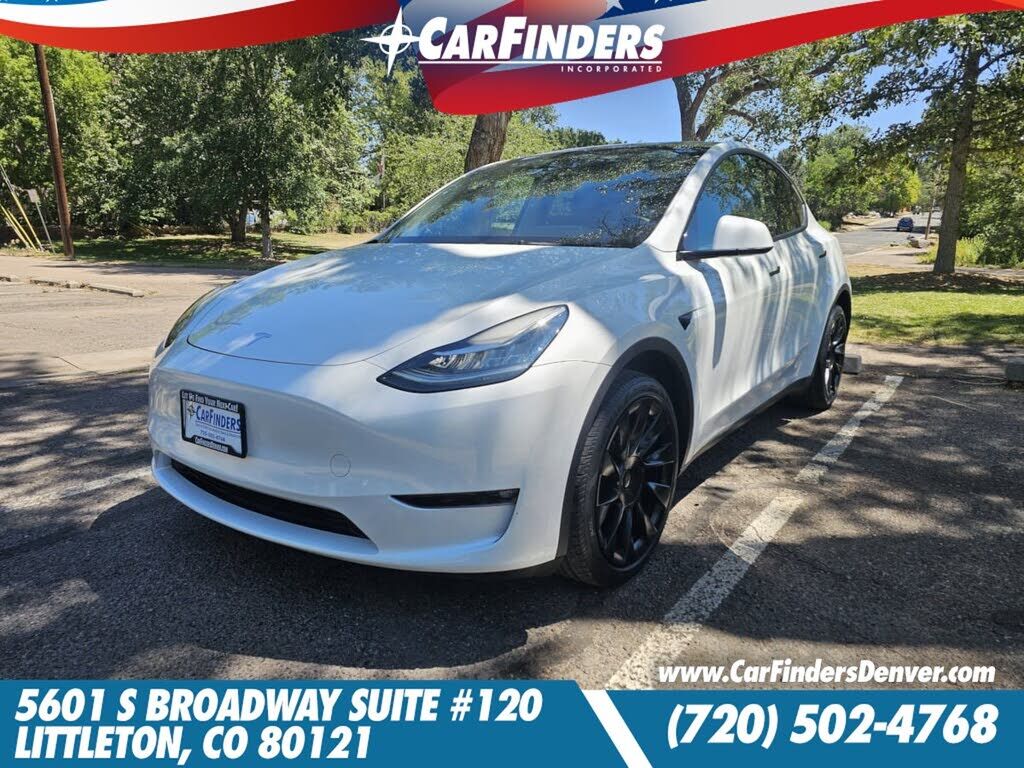 2023 TESLA Model Y