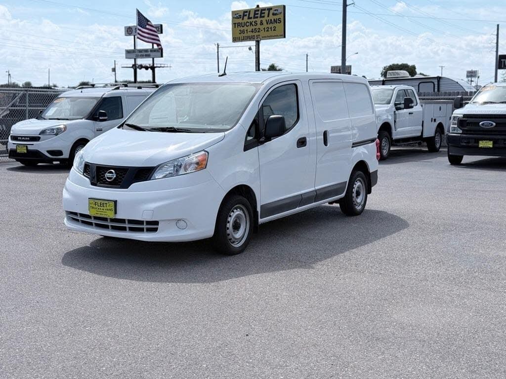 2021 NISSAN NV200