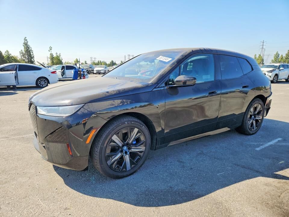 2024 BMW ix