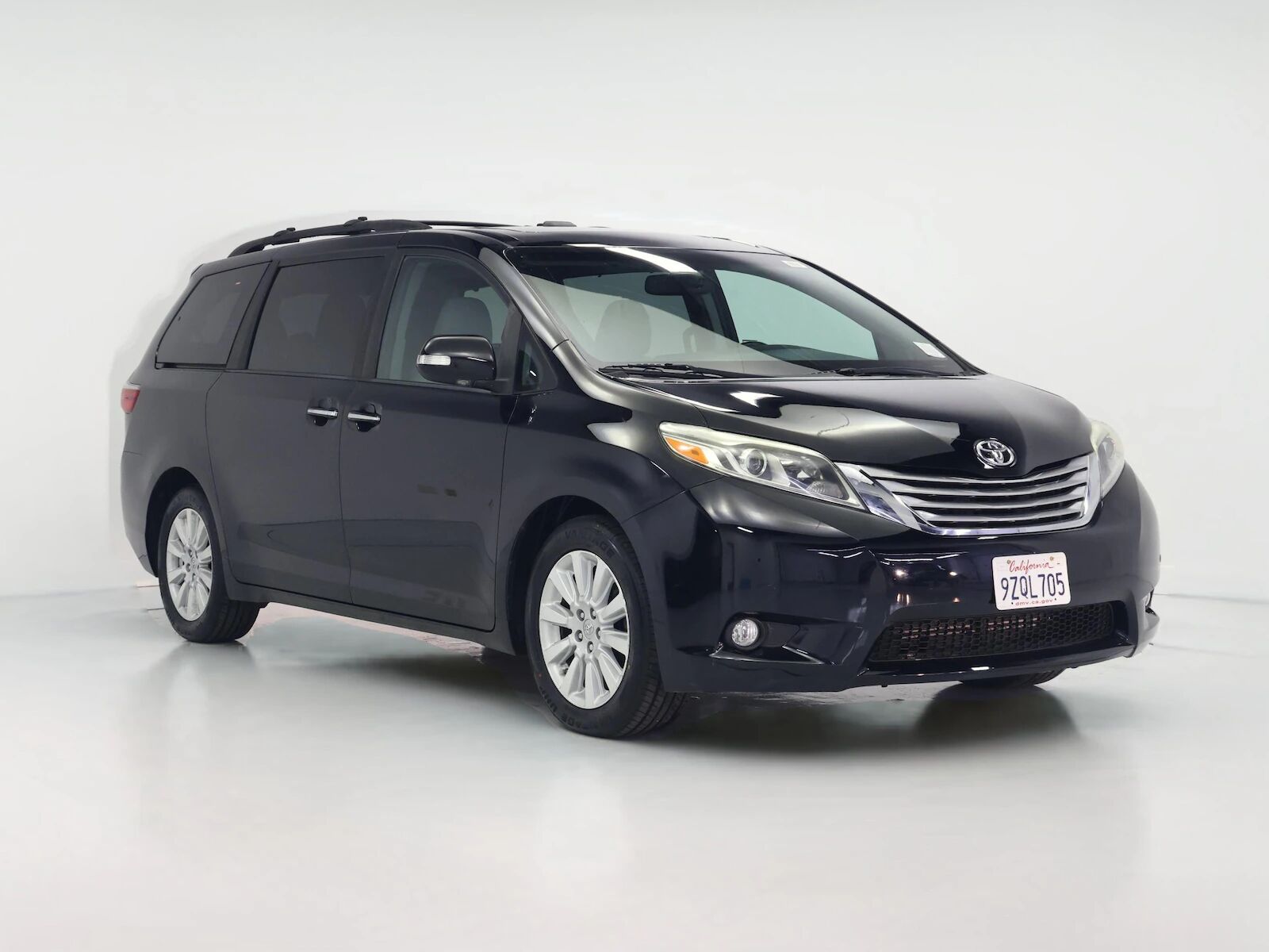 2017 TOYOTA Sienna