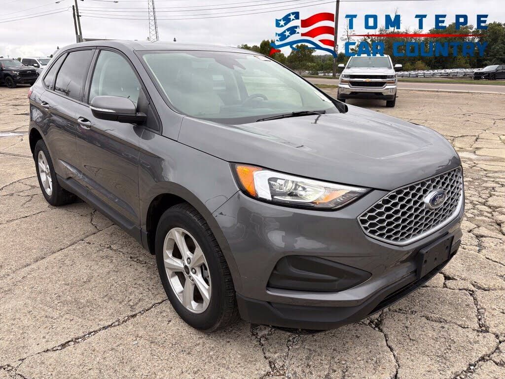 2023 FORD Edge