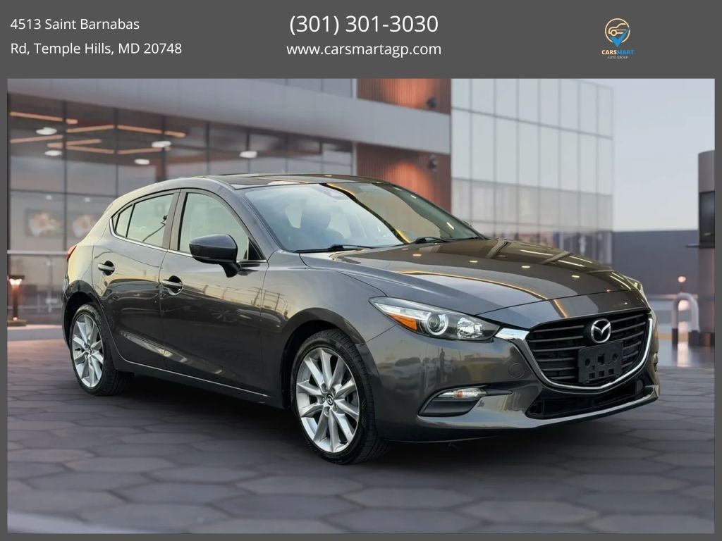 2017 MAZDA Mazda3