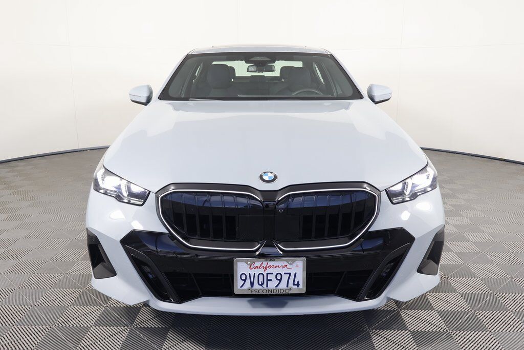 2026 BMW 530i