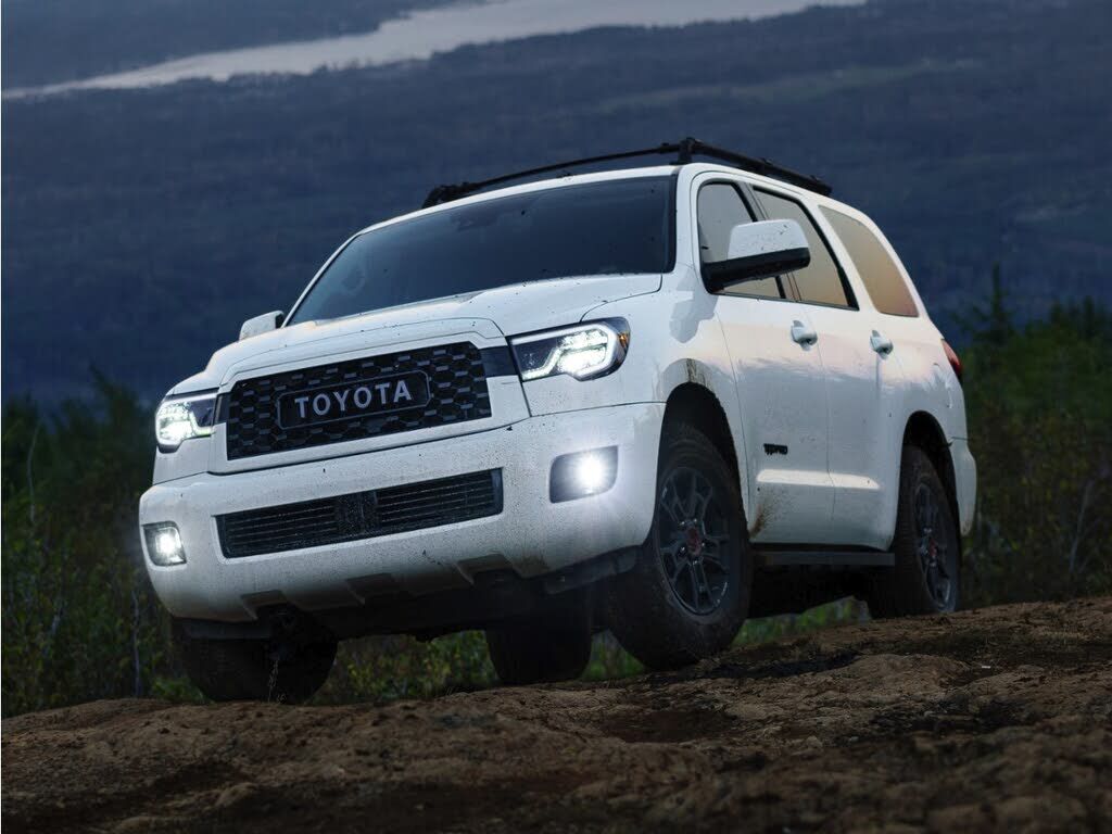 2020 TOYOTA Sequoia