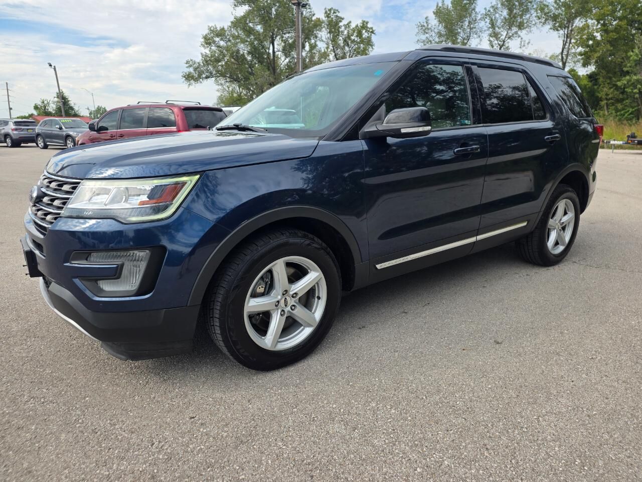 2017 FORD Explorer
