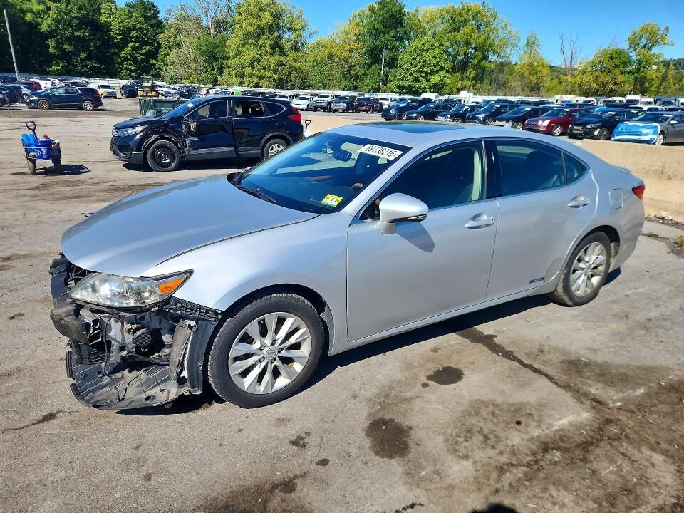2013 LEXUS ES