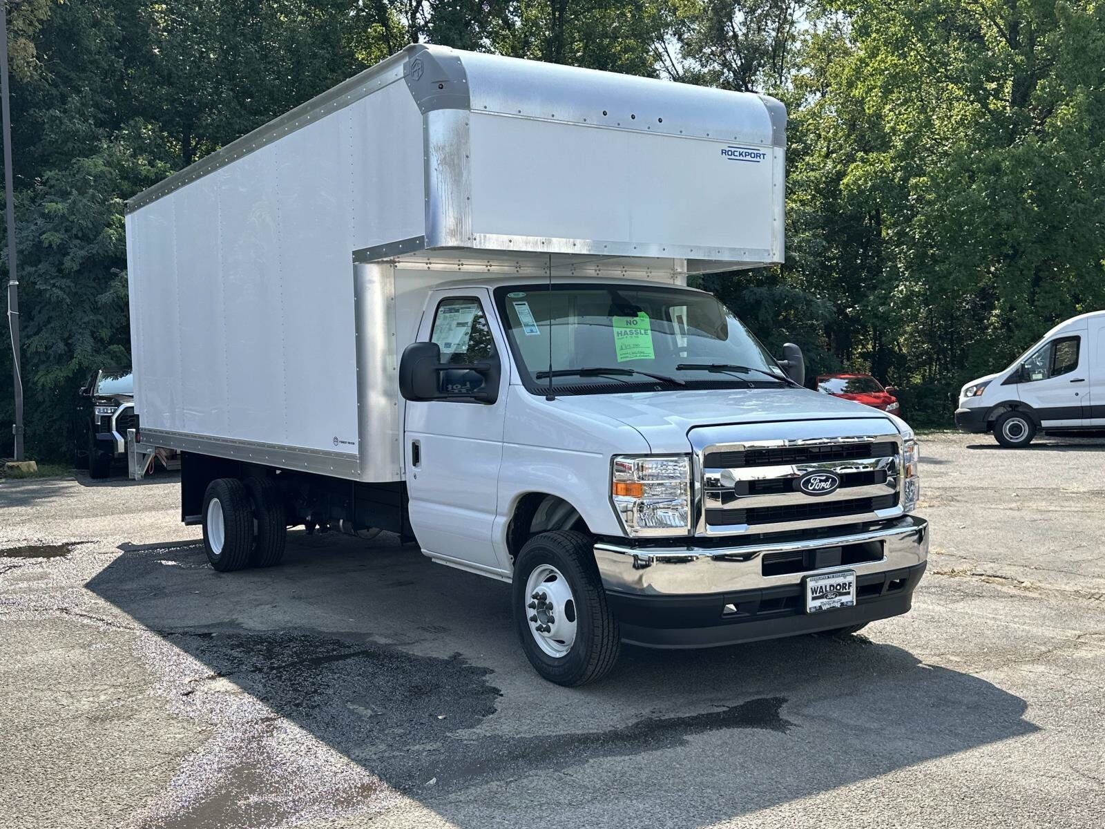 2027 FORD E-450