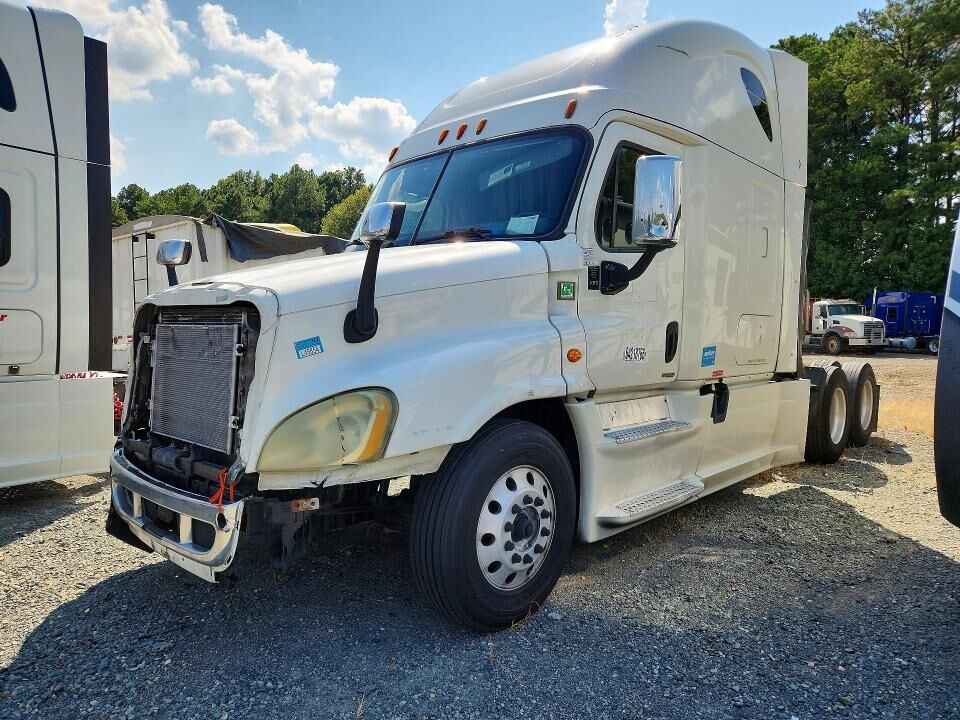 2016 FREIGHTLINER Cascadia