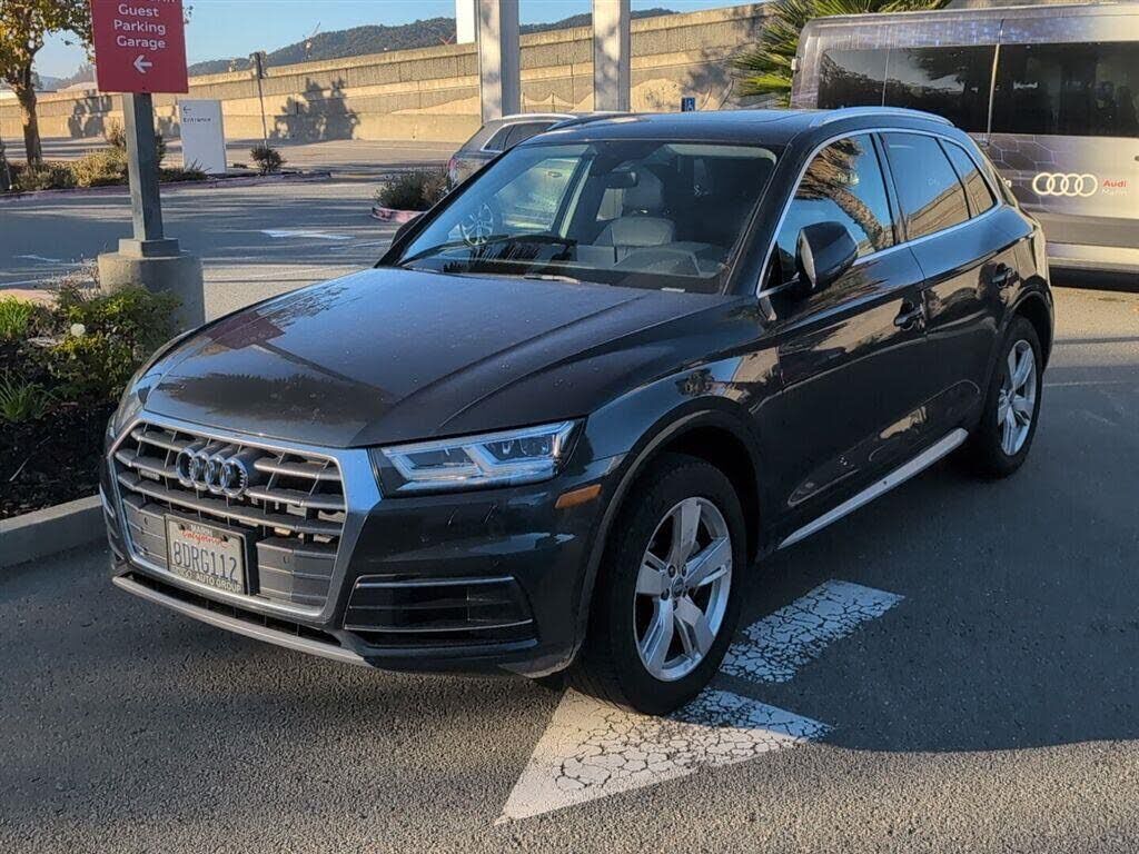 2018 AUDI Q5