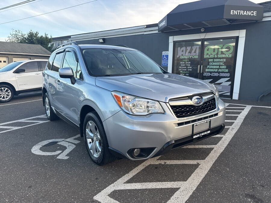 2016 SUBARU Forester