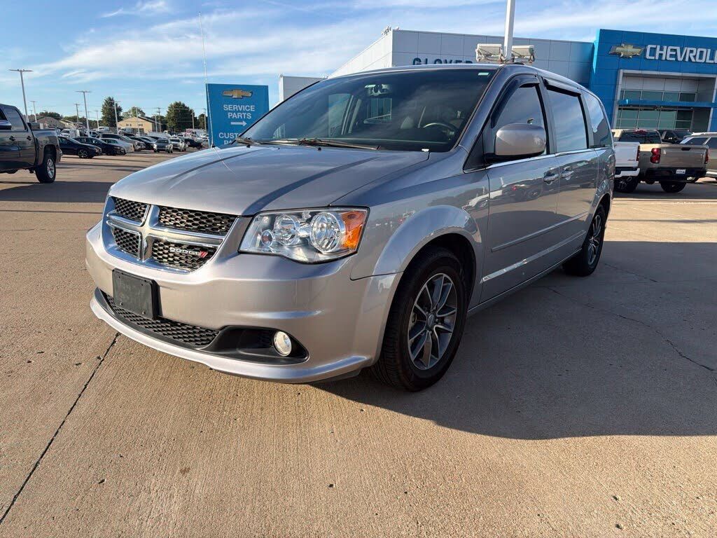 2017 DODGE Grand Caravan