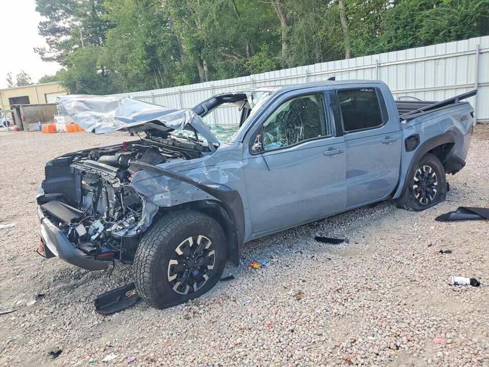 2024 NISSAN Frontier