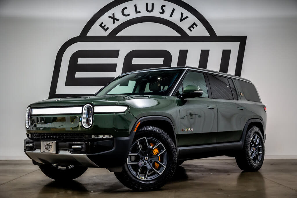 2023 RIVIAN R1S