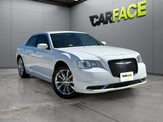 2019 CHRYSLER 300