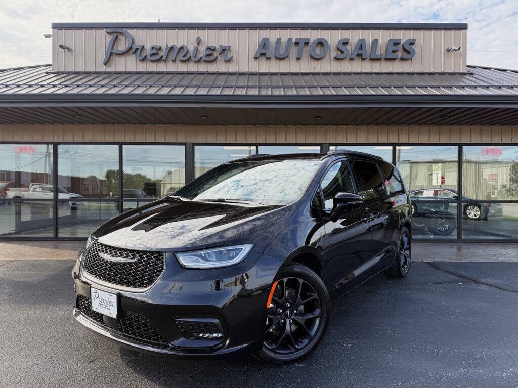2025 CHRYSLER Pacifica
