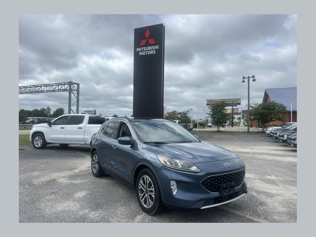 2020 FORD Escape