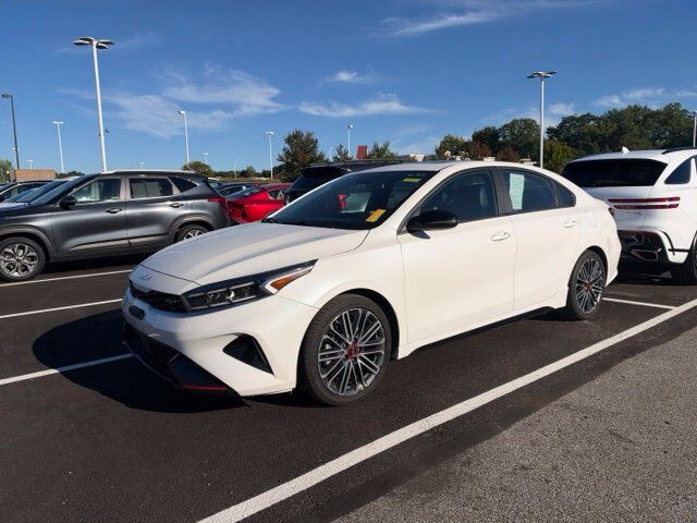 2023 KIA Forte